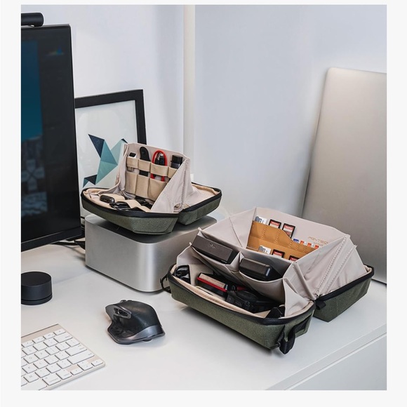 PGYTECH Mini Travel Tech Organizer - Picture 6 of 10